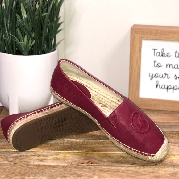 Michael Kors Shoes - 🍂NWOT Michael Kors Espadrilles